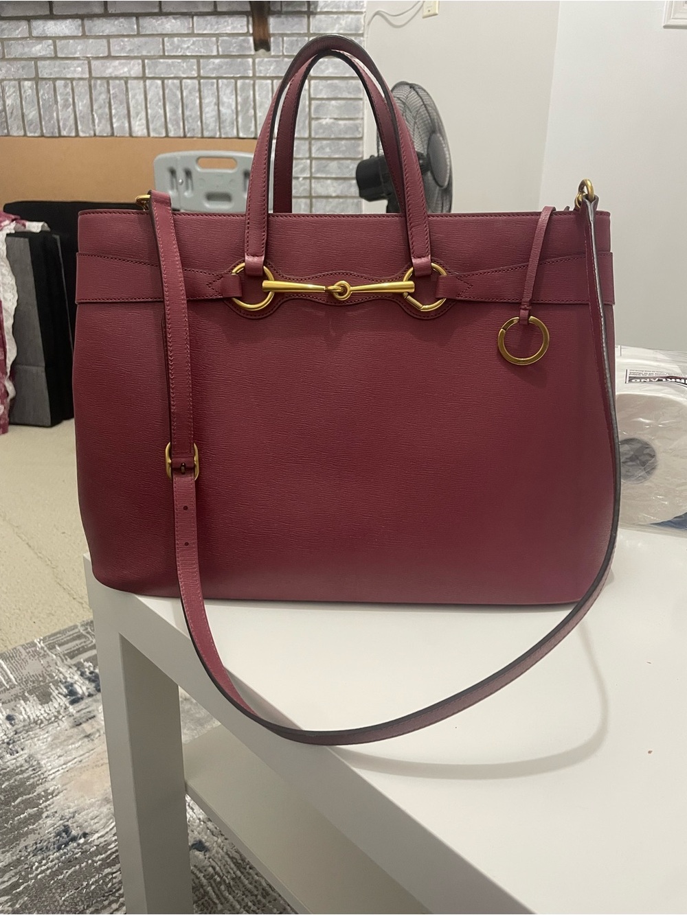 Gucci Wine Red Leather Top-Handle Tote with Gold Horsebit - Picture 2 of 4